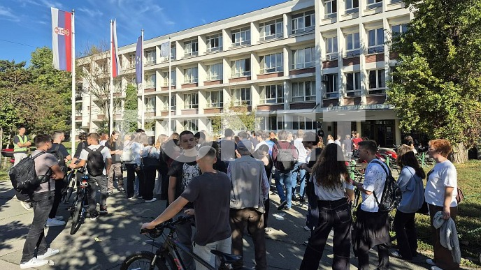 Svi zmajevi u jednom gnezdu